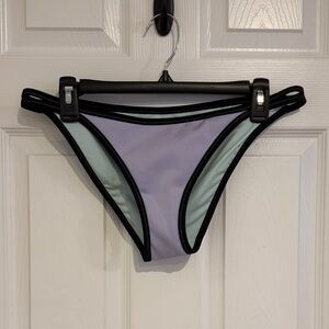 244 Victoria’s Secret Colorblock Bikini Bottom L NWOT | Lavender Mint Black Trim